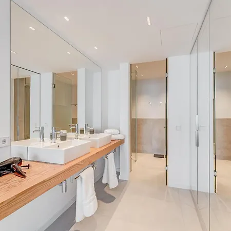 Aquasuites Luxury B10 公寓 *